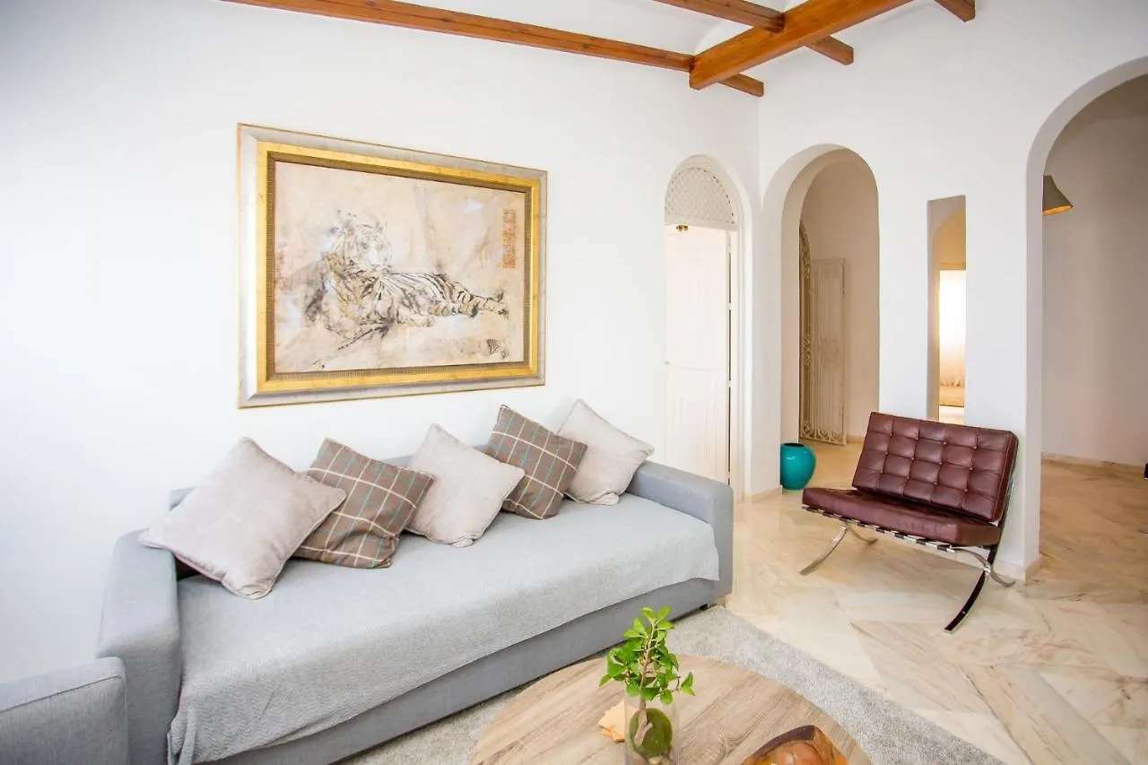 L168 Cabopino Apartment Marbella