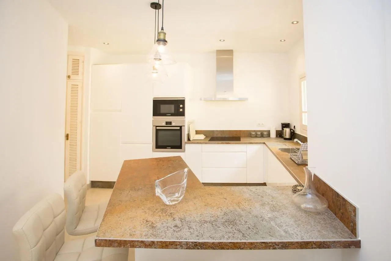 L168 Cabopino Apartment Marbella