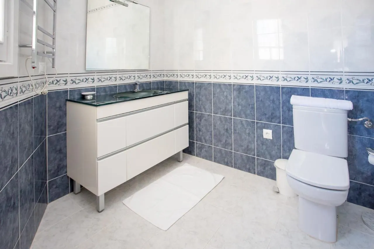 L168 Cabopino Apartment Marbella Spain